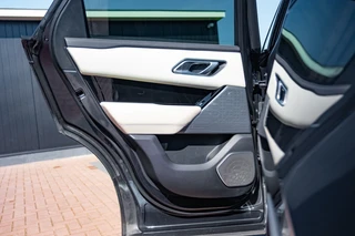 Land Rover Range Rover Velar – thumbnail 18
