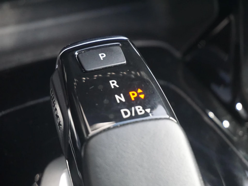 Peugeot e-2008 – foto 32
