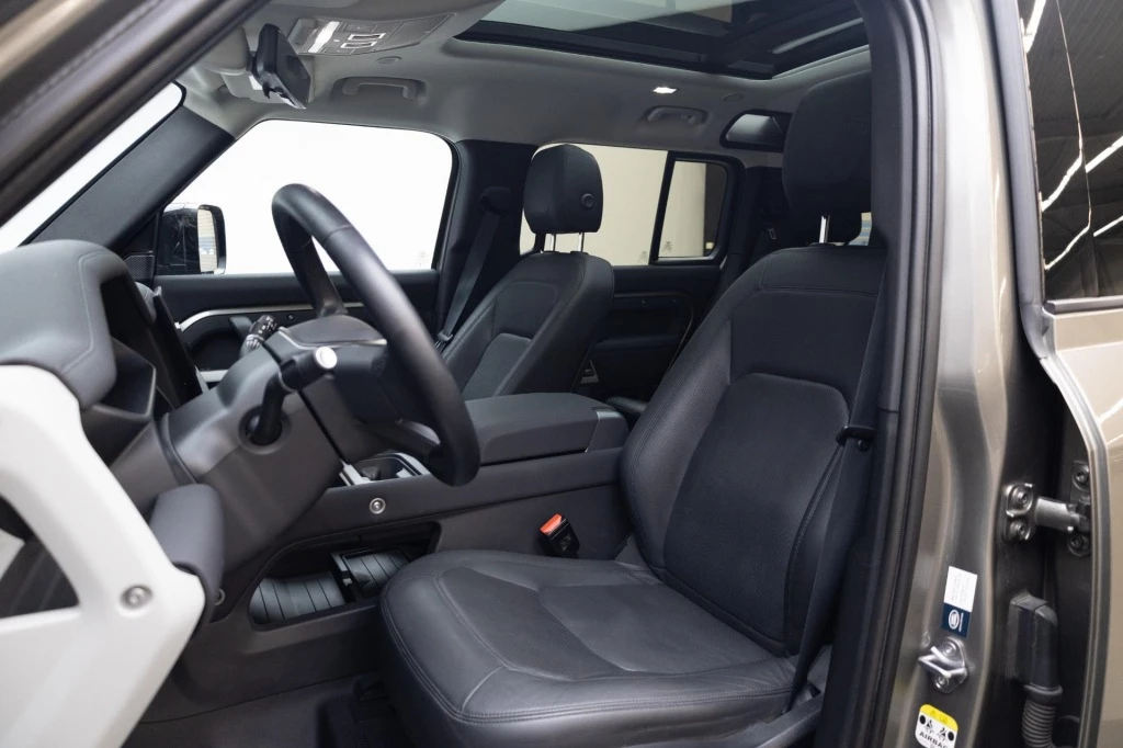 Land Rover Defender – foto 11