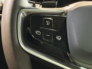 Volvo EX90 – thumbnail 26