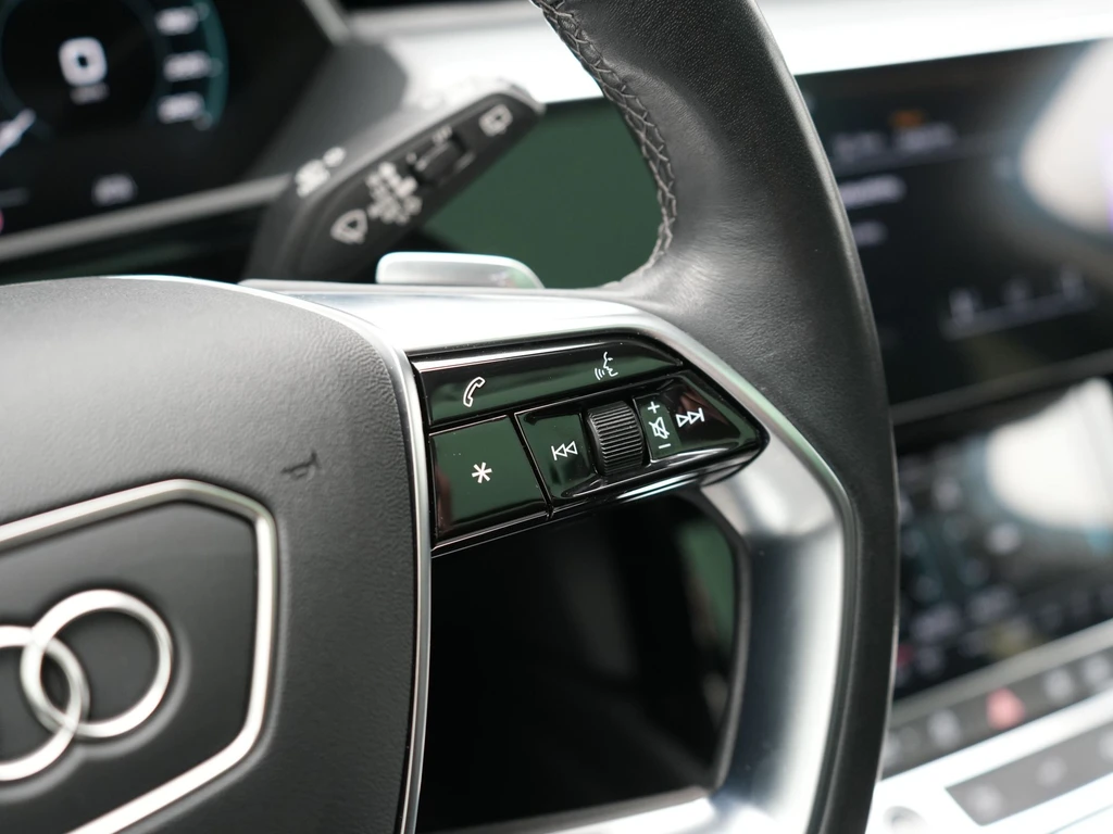Audi Q8 e-tron – foto 36