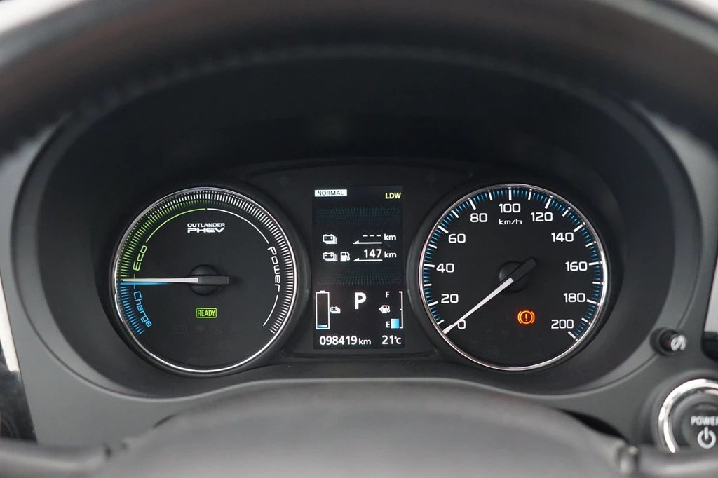 Mitsubishi Outlander – foto 18