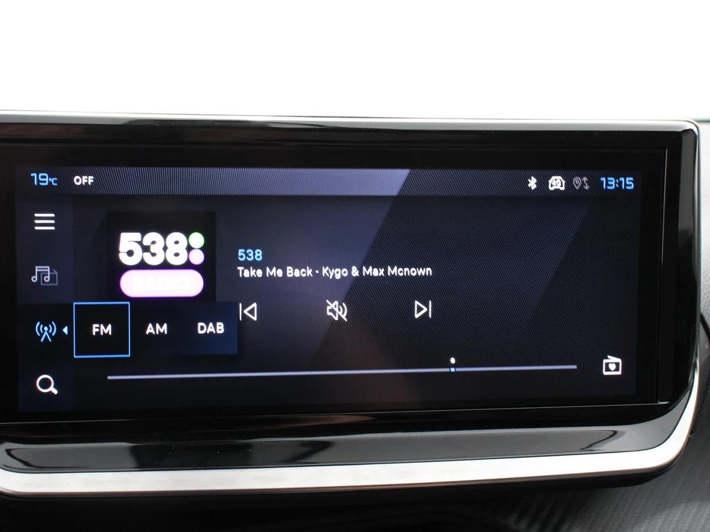 Peugeot e-2008 – foto 36