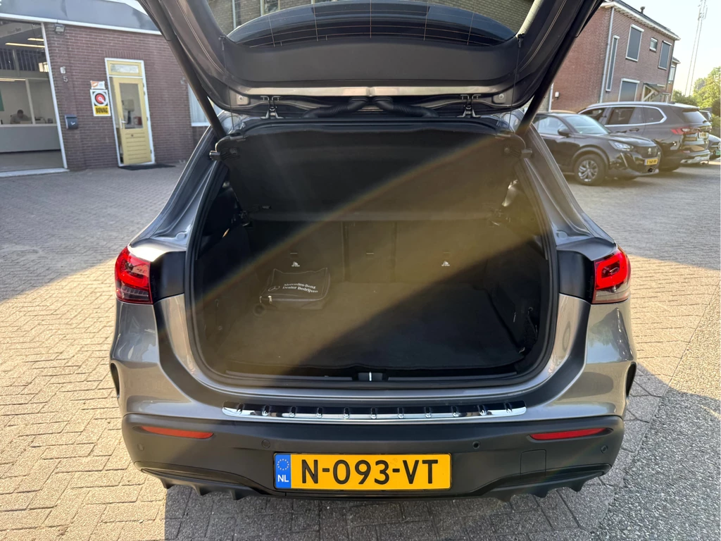 Mercedes-Benz EQA – foto 21