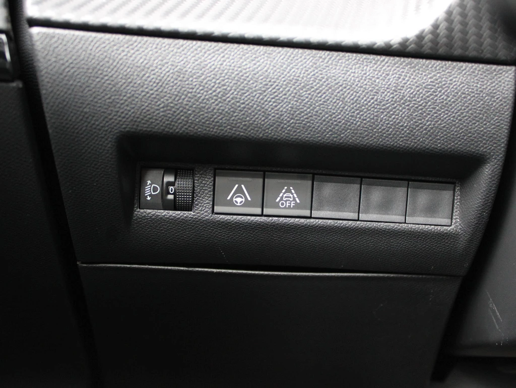Peugeot e-2008 – foto 25