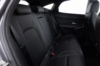 Jaguar E-PACE – thumbnail 12