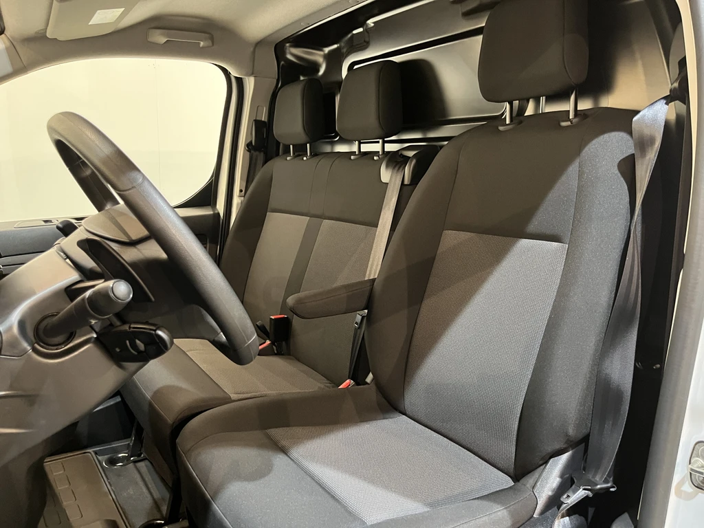 Opel Vivaro – foto 12