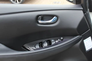 Nissan Leaf – thumbnail 22