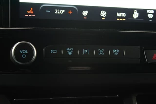 Ford Tourneo Custom – thumbnail 34