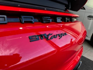 Porsche 911 – thumbnail 25