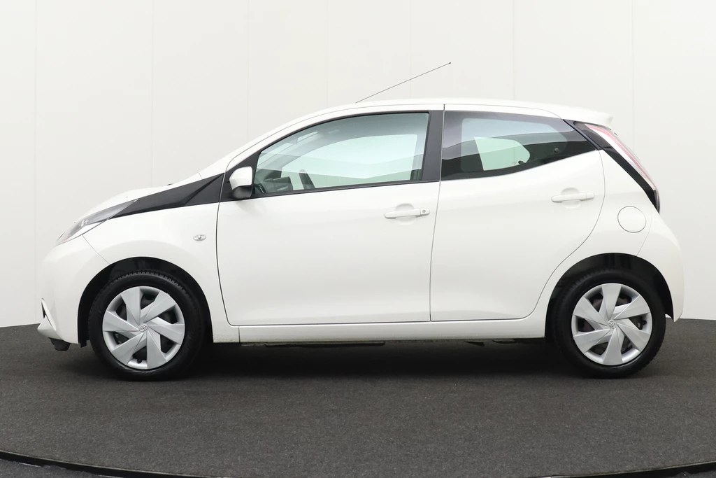 Toyota Aygo – foto 2