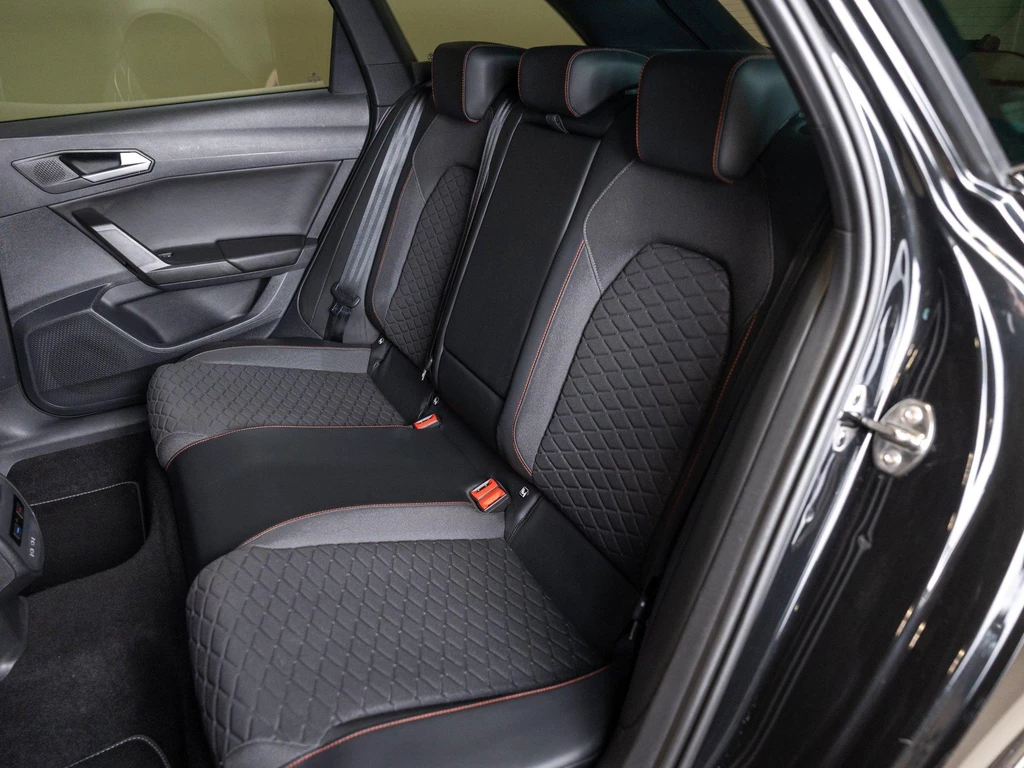 SEAT Leon – foto 10