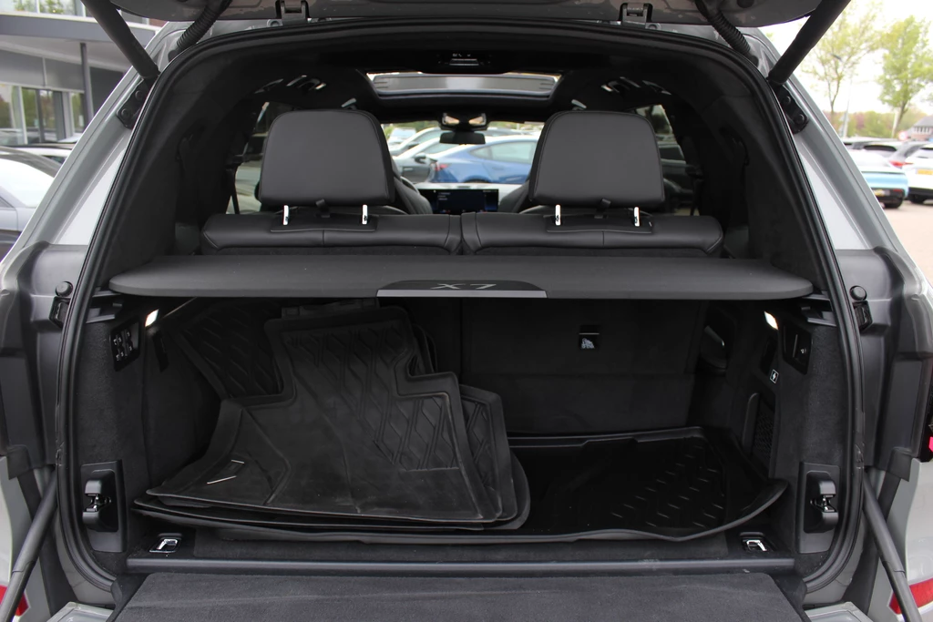 BMW X7 – foto 19