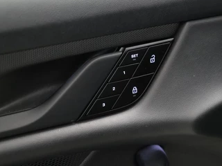 Porsche Taycan – thumbnail 14