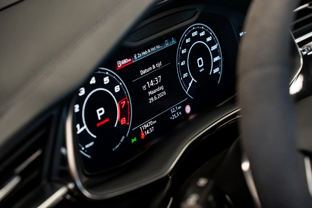 Audi RSQ8 – foto 42