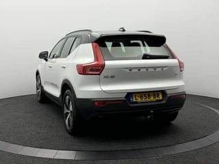 Volvo XC40 – thumbnail 2
