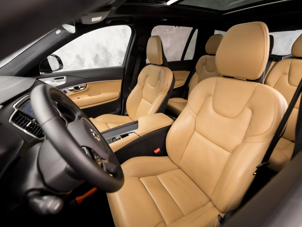 Volvo XC90 – foto 17