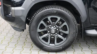 Toyota Hilux – thumbnail 7