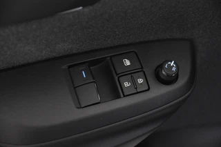 Toyota Yaris – thumbnail 22