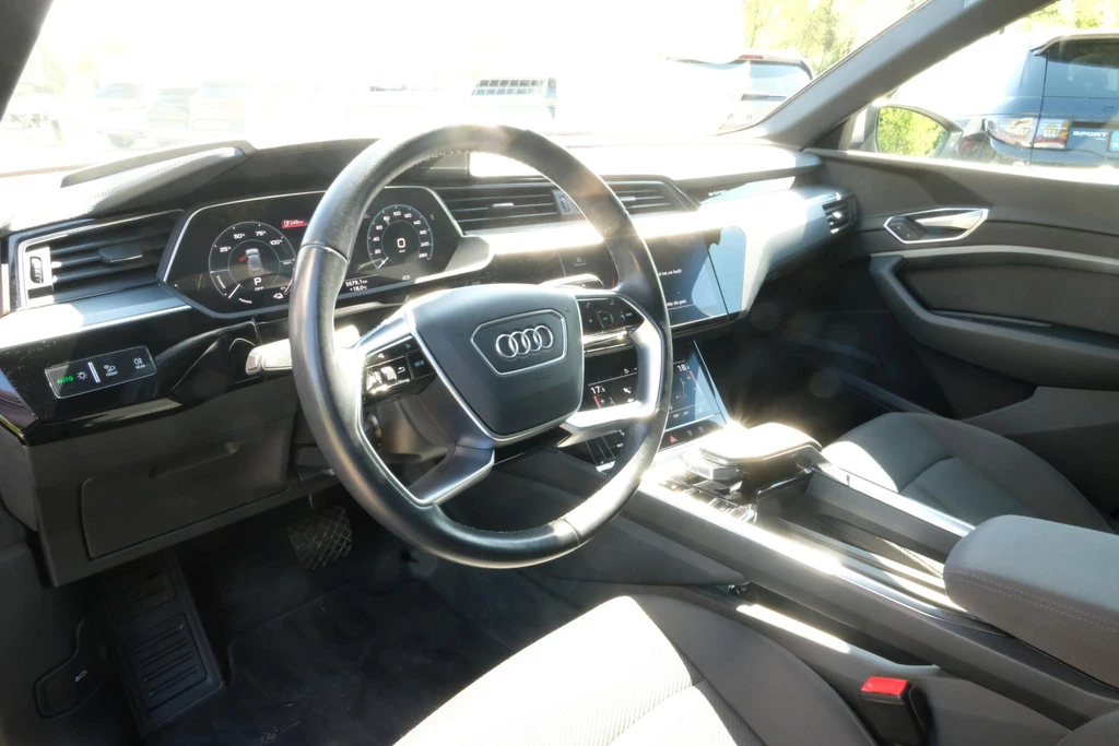 Audi e-tron – foto 8