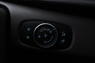 Ford Transit Custom – thumbnail 24