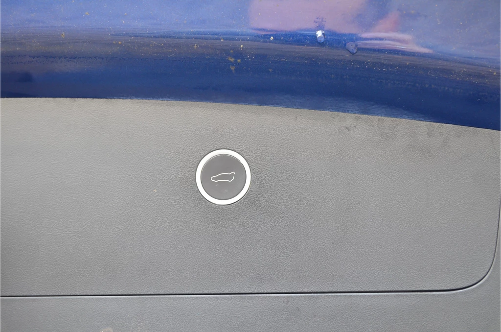 Tesla Model X – foto 32