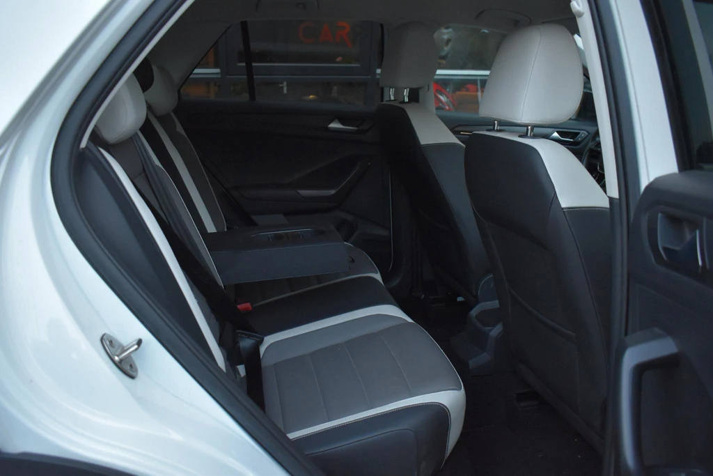 Volkswagen T-Roc – foto 22