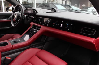 Porsche Taycan – thumbnail 17