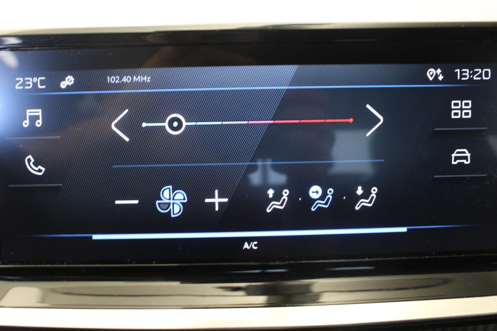 Peugeot 208 – foto 14