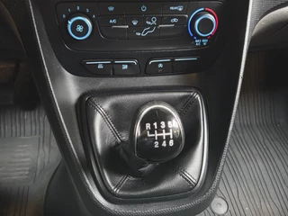 Ford Transit Connect – thumbnail 31