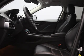 Jaguar F-PACE – thumbnail 13