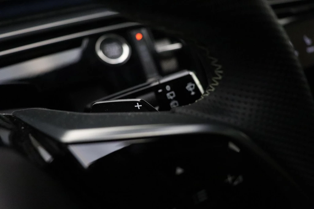 Peugeot e-5008 – foto 36