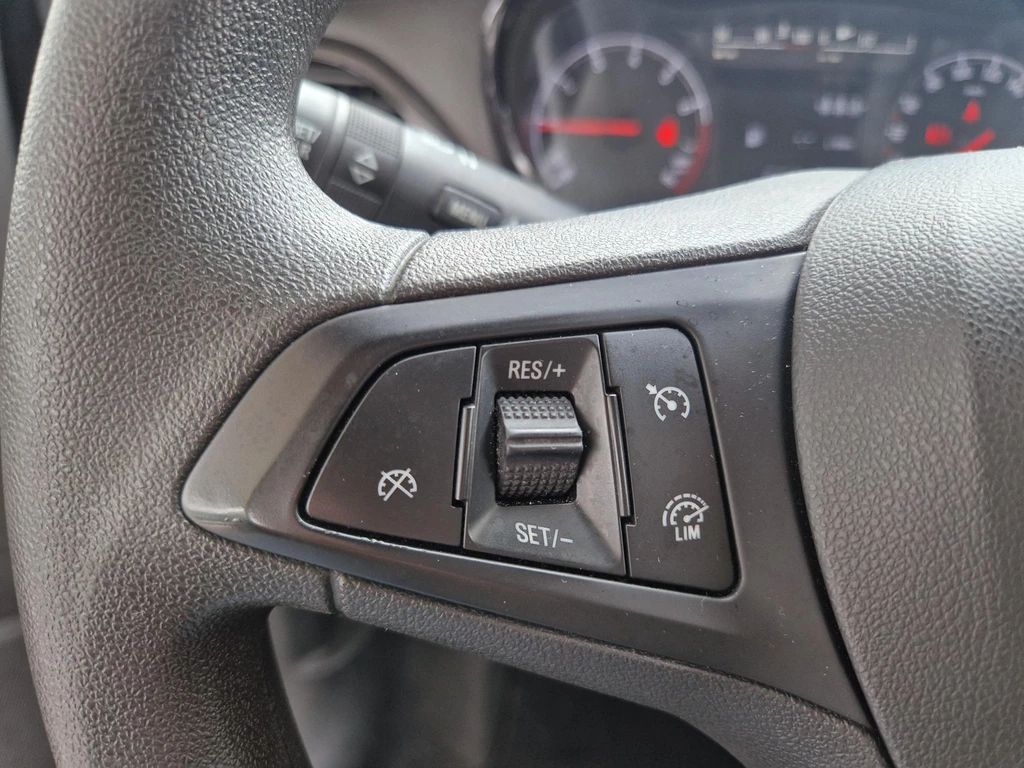 Opel KARL – foto 15