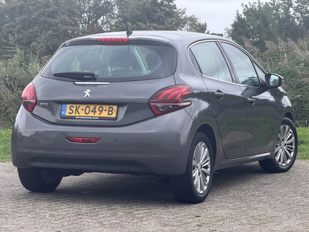 Peugeot 208 – foto 6