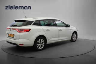 Renault Mégane Estate – thumbnail 5