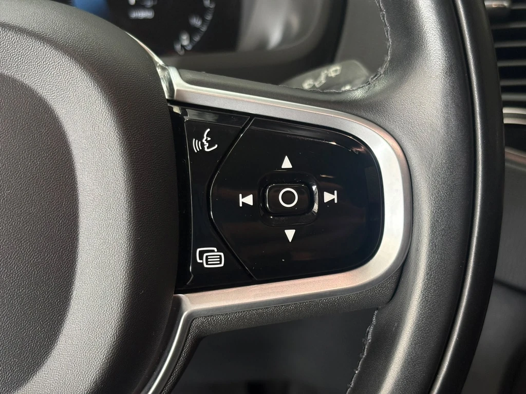 Volvo XC90 – foto 28