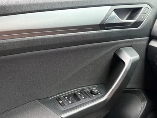 Volkswagen T-Roc – thumbnail 18