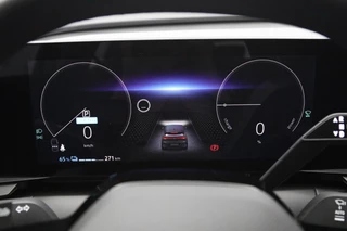Renault Megane E-Tech – thumbnail 11