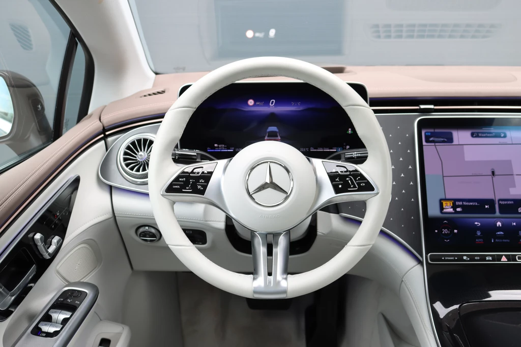 Mercedes-Benz EQE – foto 27
