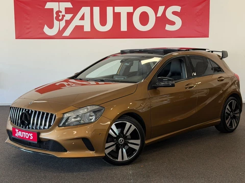 Mercedes-Benz A-klasse 180 AMG-LINE| PANORAMA|CRUISE|NAVIGATIE|CARPLAY