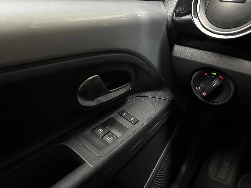 Volkswagen up! – foto 18