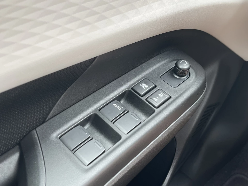 Suzuki Swift – foto 13