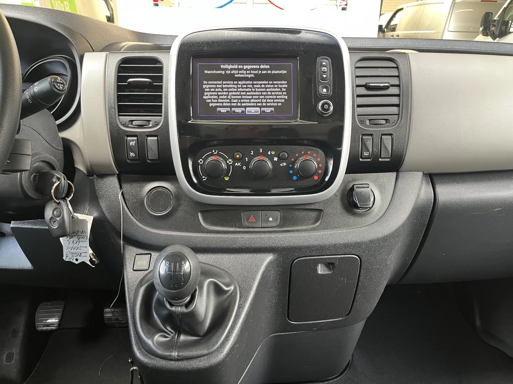 Renault Trafic – foto 19