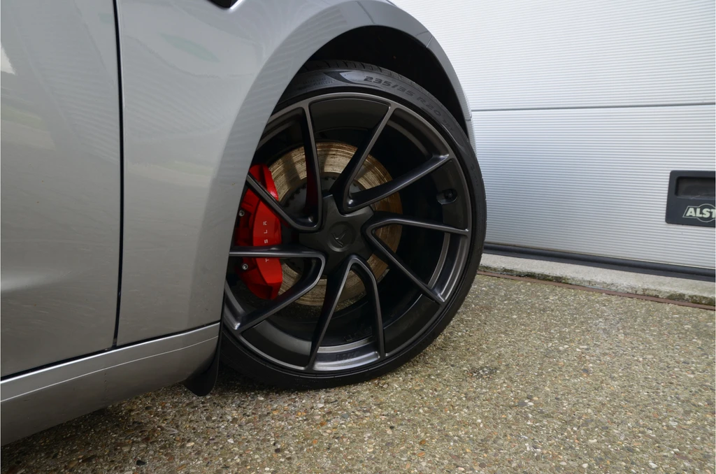 Tesla Model 3 – foto 10