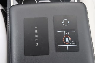 Tesla Model Y – thumbnail 28