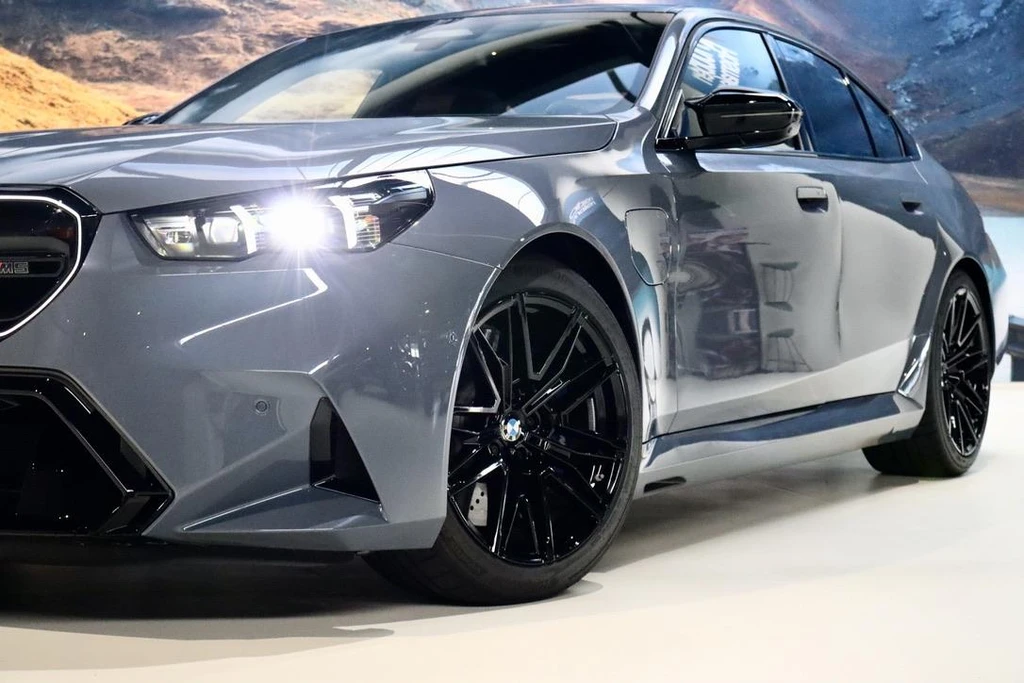 BMW M5 – foto 3