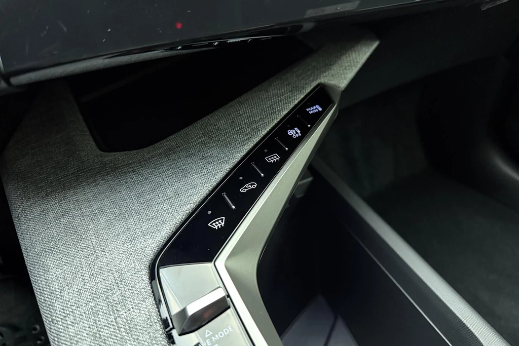 Peugeot e-5008 – foto 28