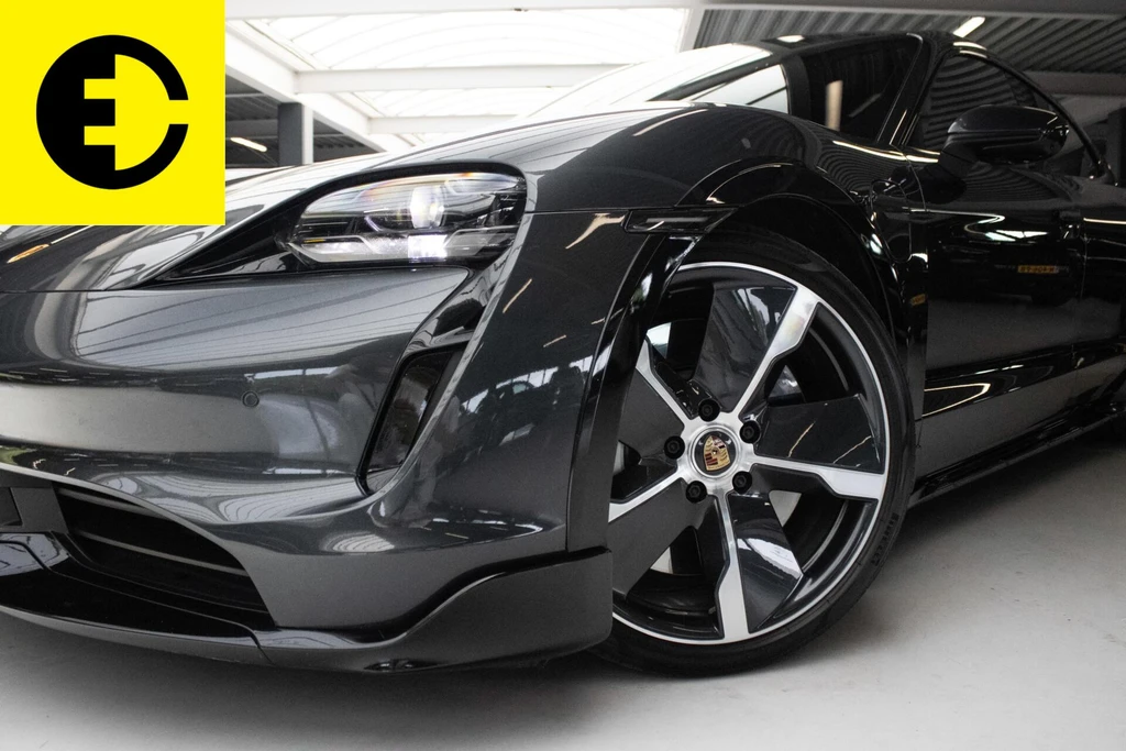 Porsche Taycan – foto 37