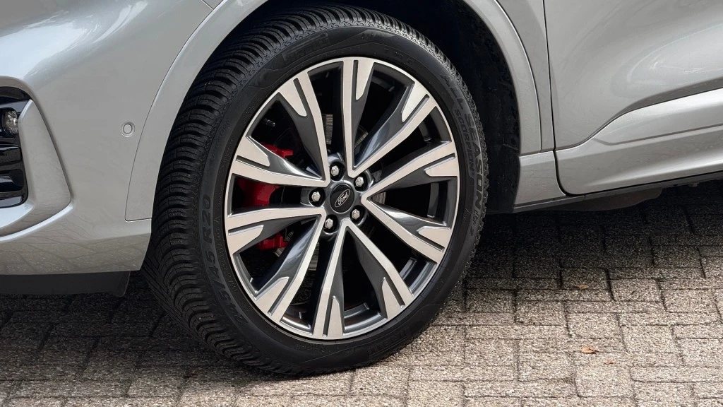 Ford Kuga – foto 13