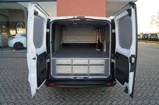 Nissan NV300 – thumbnail 14